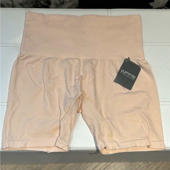 Yummie by Heather Thomson High Shaping Shorts Medium Beige Shapewear - Picture 1 of 6